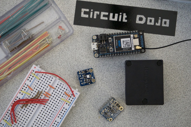 Homemade Particle Powered Indoor Air Quality Sensor